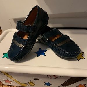 Venettini loafers. brand new